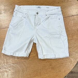Kensie rolled cuff white denim shorts size 10/30